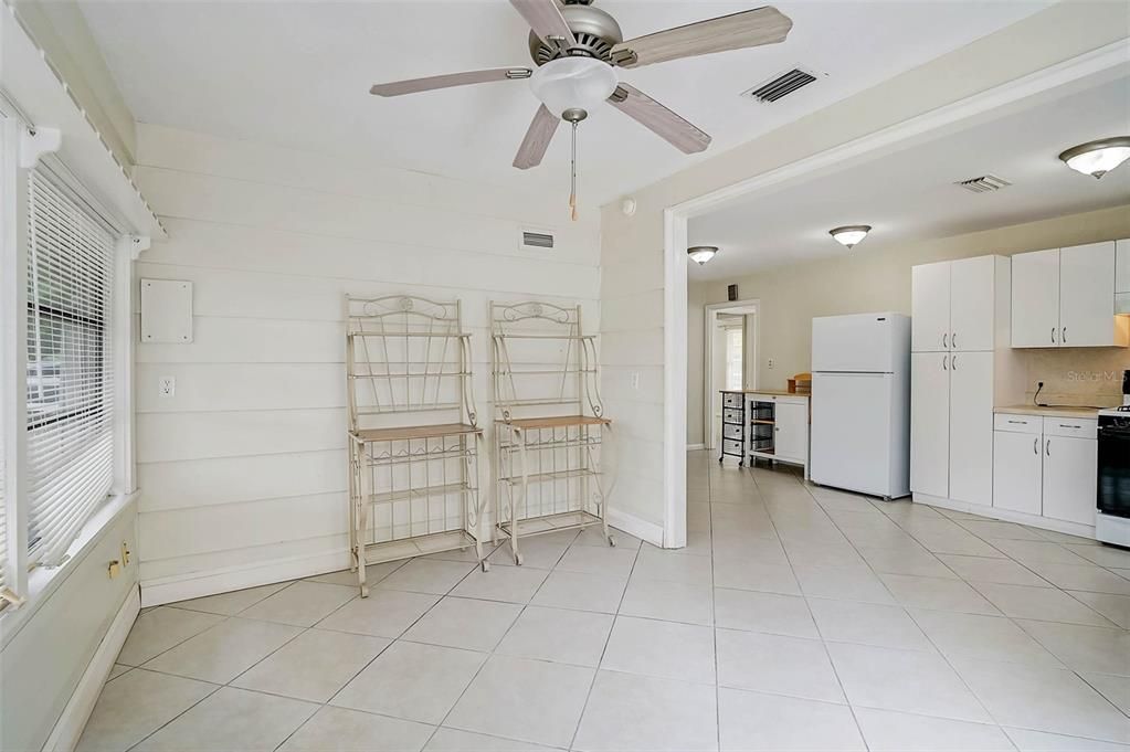 En Renta: $2,450 (2 camas, 1 baños, 1609 Pies cuadrados)