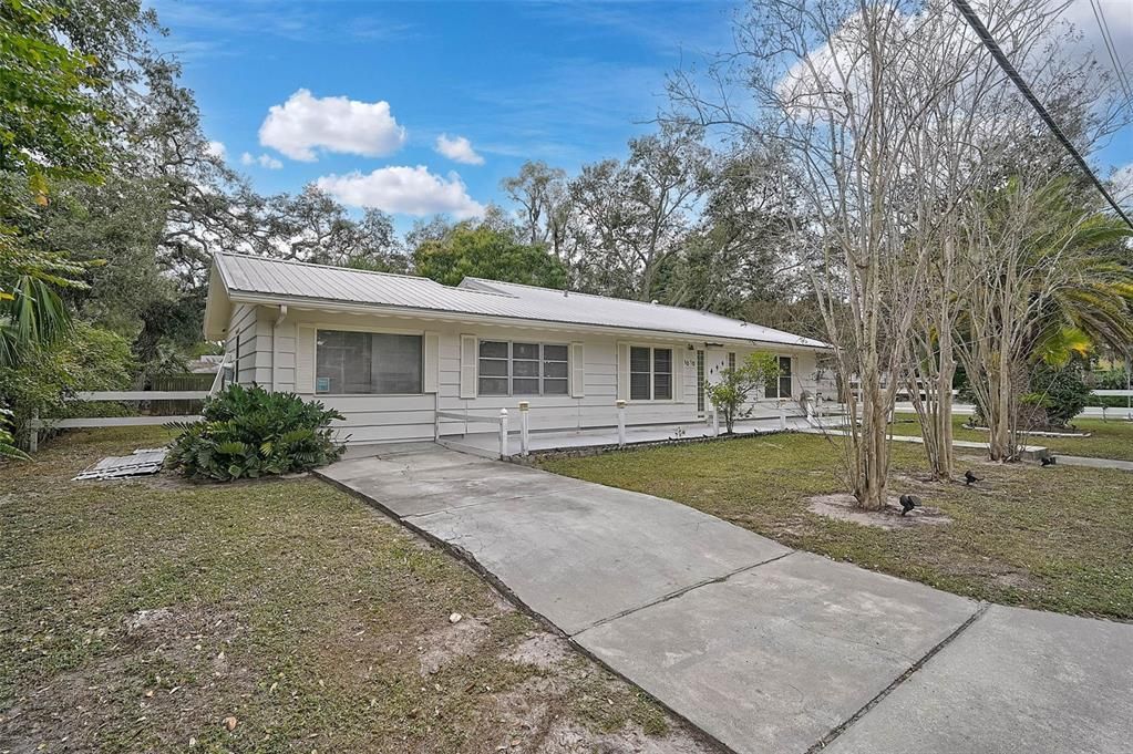 En Renta: $2,450 (2 camas, 1 baños, 1609 Pies cuadrados)