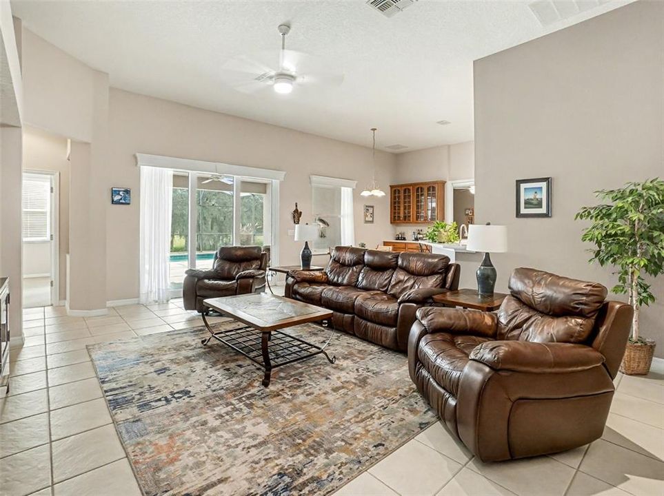 На продажу: $679,000 (4 спален, 3 ванн, 2866 Квадратных фут)