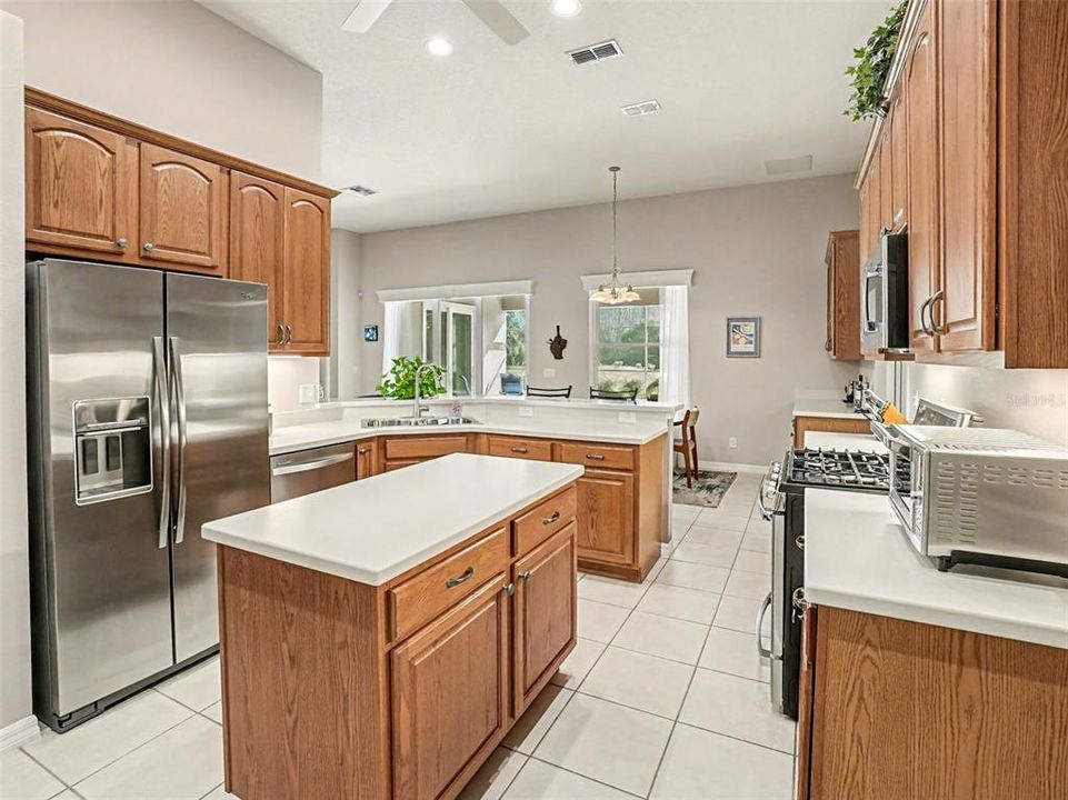 На продажу: $679,000 (4 спален, 3 ванн, 2866 Квадратных фут)