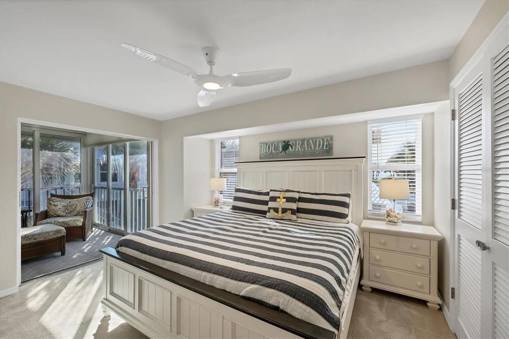 待售: $2,250,000 (3 贝兹, 3 浴室, 1540 平方英尺)