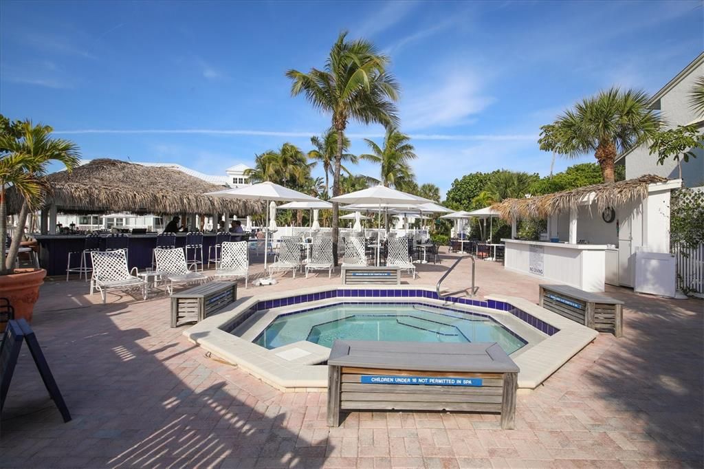 待售: $2,250,000 (3 贝兹, 3 浴室, 1540 平方英尺)