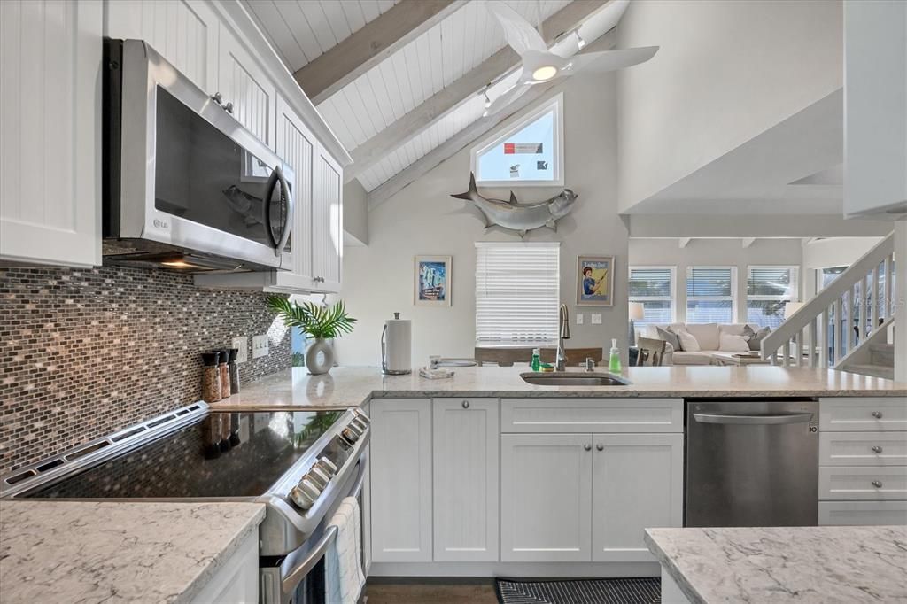 待售: $2,250,000 (3 贝兹, 3 浴室, 1540 平方英尺)