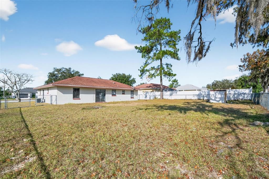 En Venta: $230,000 (3 camas, 2 baños, 1154 Pies cuadrados)