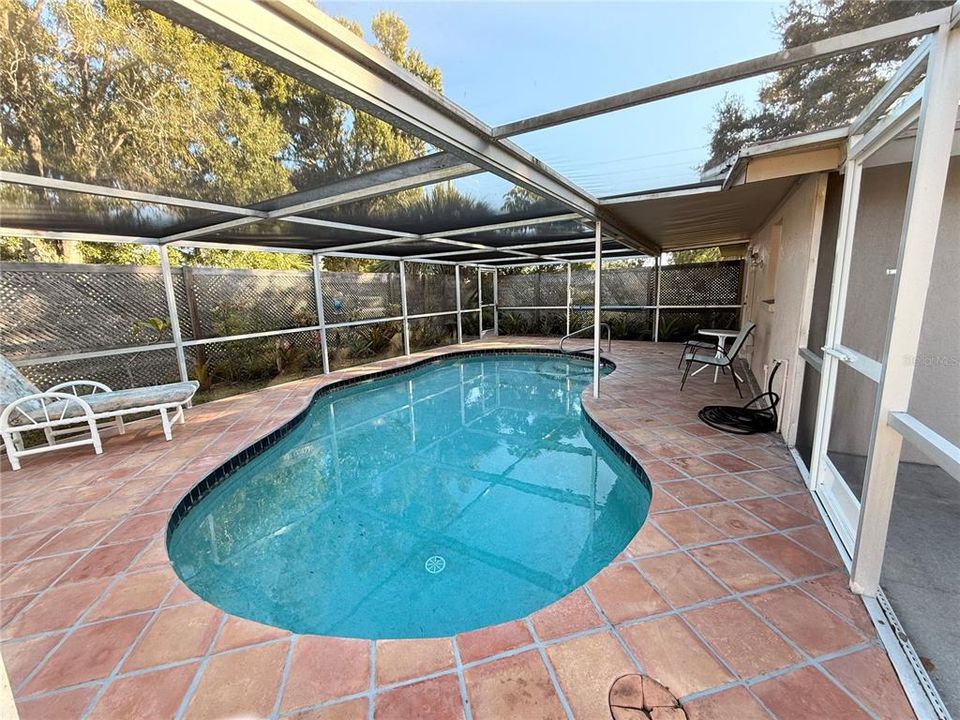 En Venta: $339,000 (2 camas, 2 baños, 1255 Pies cuadrados)