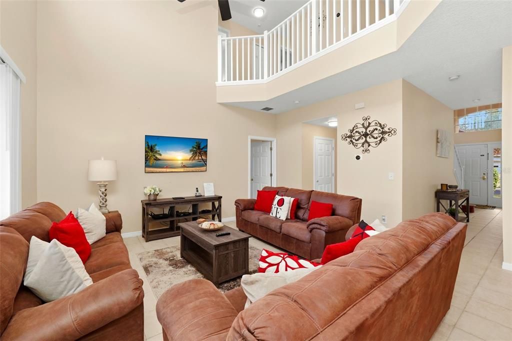 For Sale: $485,000 (6 beds, 5 baths, 2771 Square Feet)