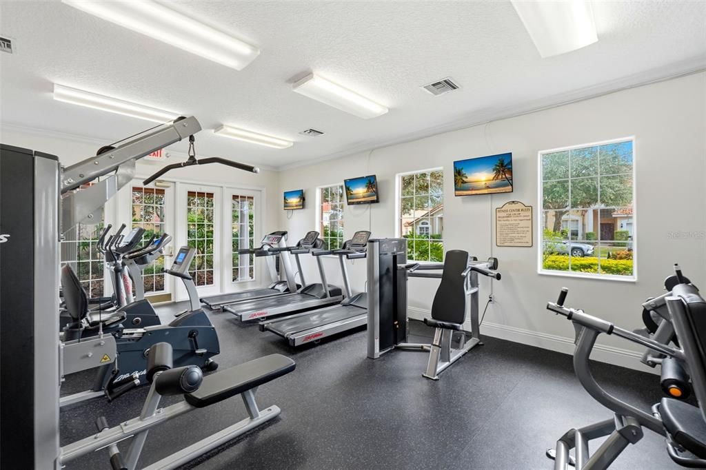 For Sale: $485,000 (6 beds, 5 baths, 2771 Square Feet)