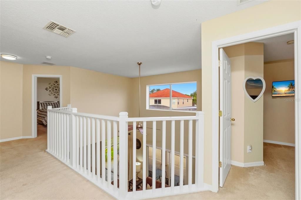 For Sale: $485,000 (6 beds, 5 baths, 2771 Square Feet)