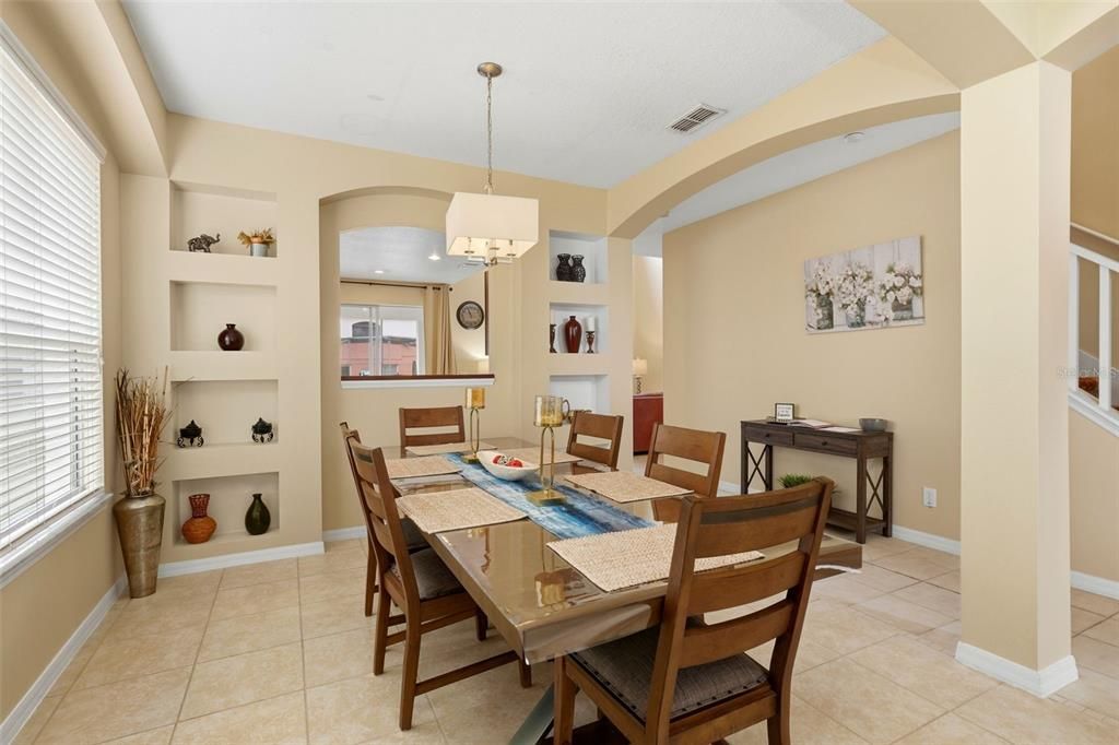 For Sale: $485,000 (6 beds, 5 baths, 2771 Square Feet)