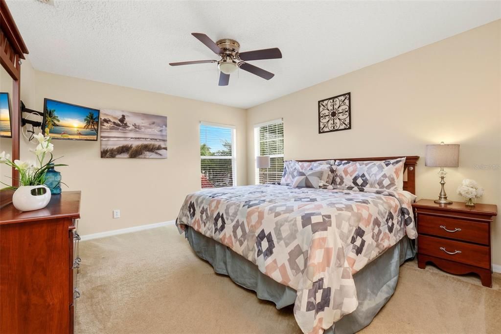 For Sale: $485,000 (6 beds, 5 baths, 2771 Square Feet)