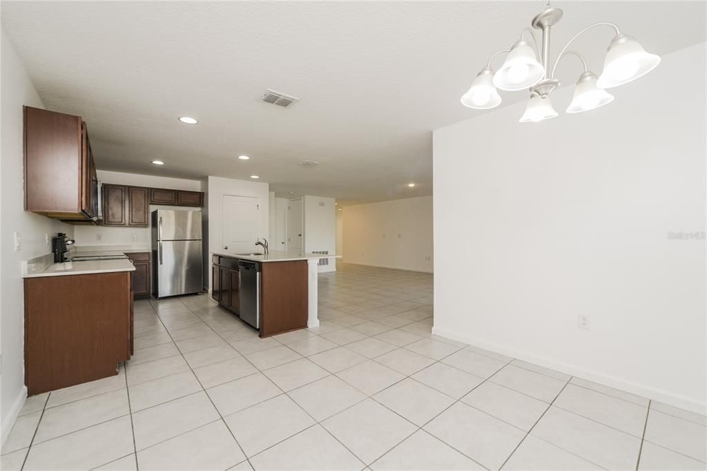 For Sale: $270,000 (4 beds, 2 baths, 1746 Square Feet)