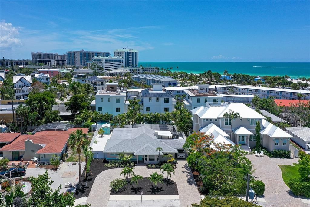 For Sale: $2,350,000 (3 beds, 3 baths, 2272 Square Feet)