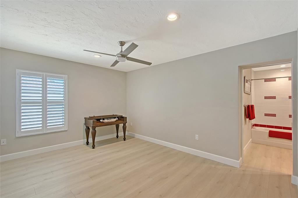 For Sale: $2,350,000 (3 beds, 3 baths, 2272 Square Feet)