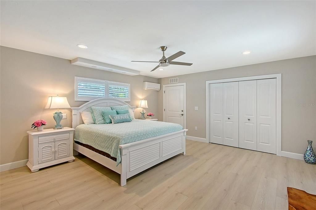 For Sale: $2,350,000 (3 beds, 3 baths, 2272 Square Feet)