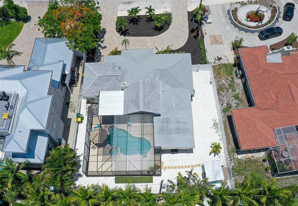 For Sale: $2,350,000 (3 beds, 3 baths, 2272 Square Feet)