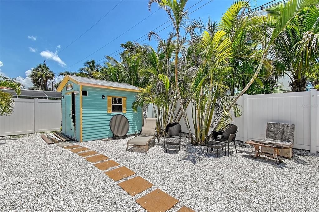 For Sale: $2,350,000 (3 beds, 3 baths, 2272 Square Feet)