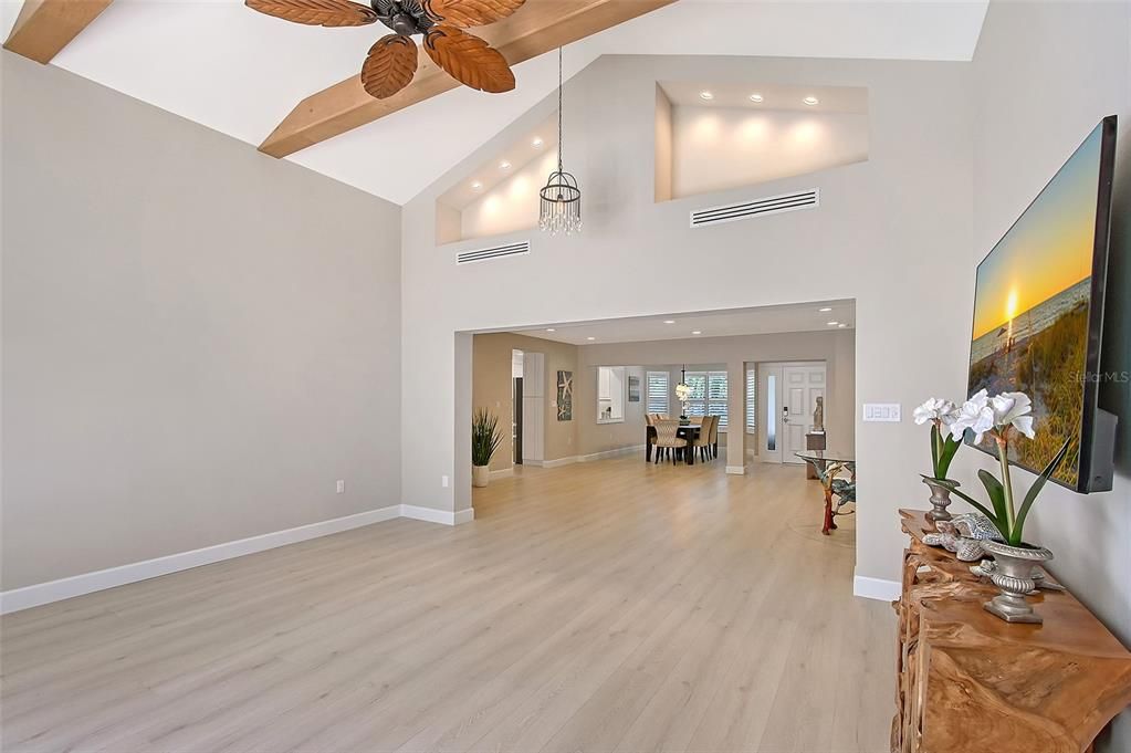 For Sale: $2,350,000 (3 beds, 3 baths, 2272 Square Feet)