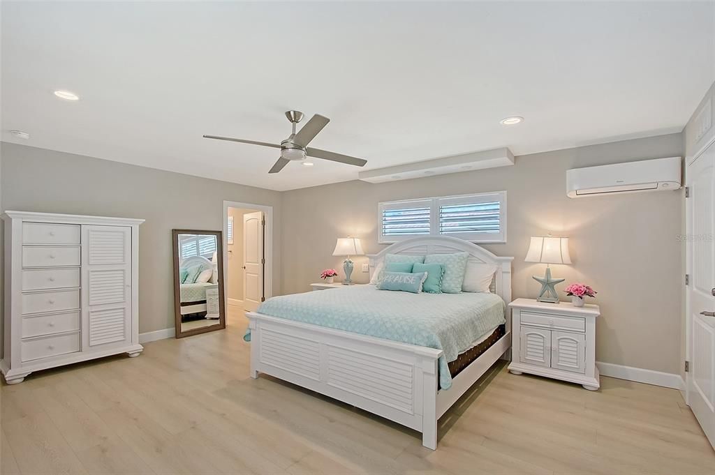 For Sale: $2,350,000 (3 beds, 3 baths, 2272 Square Feet)