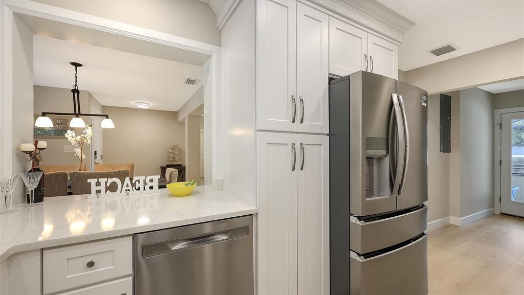 For Sale: $2,350,000 (3 beds, 3 baths, 2272 Square Feet)