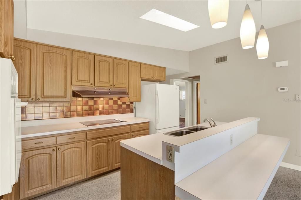 For Sale: $389,900 (3 beds, 2 baths, 1586 Square Feet)