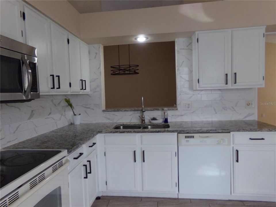 En Venta: $430,000 (3 camas, 2 baños, 1574 Pies cuadrados)