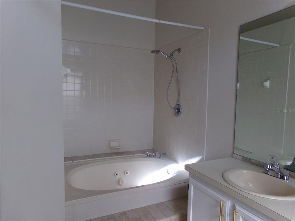 En Venta: $430,000 (3 camas, 2 baños, 1574 Pies cuadrados)