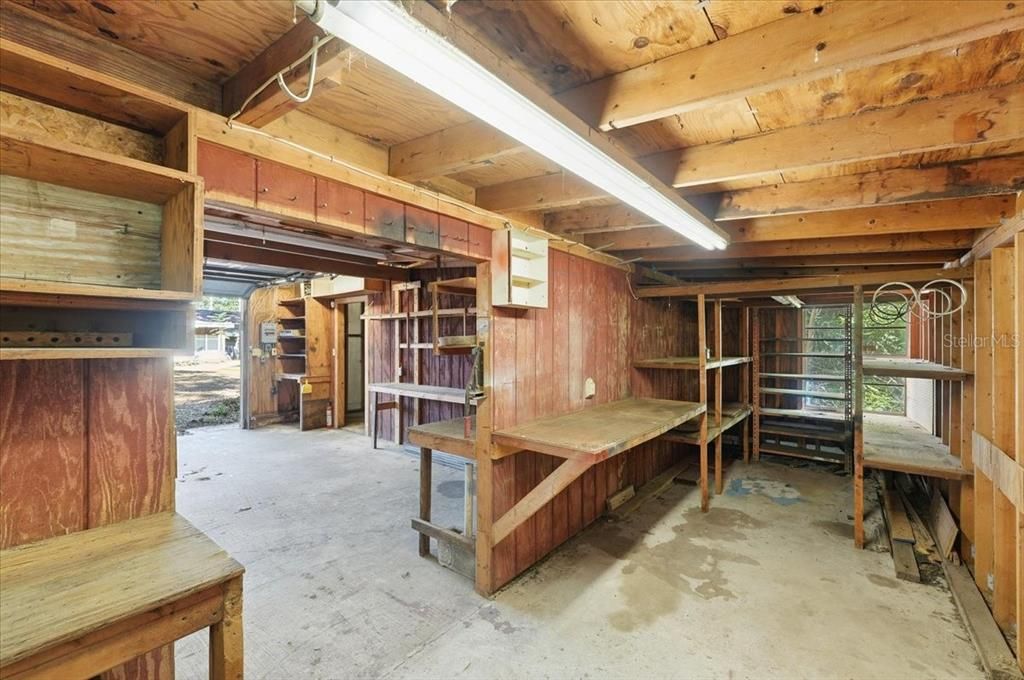 For Sale: $300,000 (3 beds, 2 baths, 1852 Square Feet)