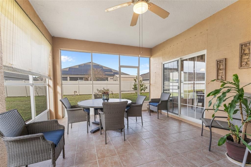 待售: $385,000 (3 贝兹, 2 浴室, 2364 平方英尺)