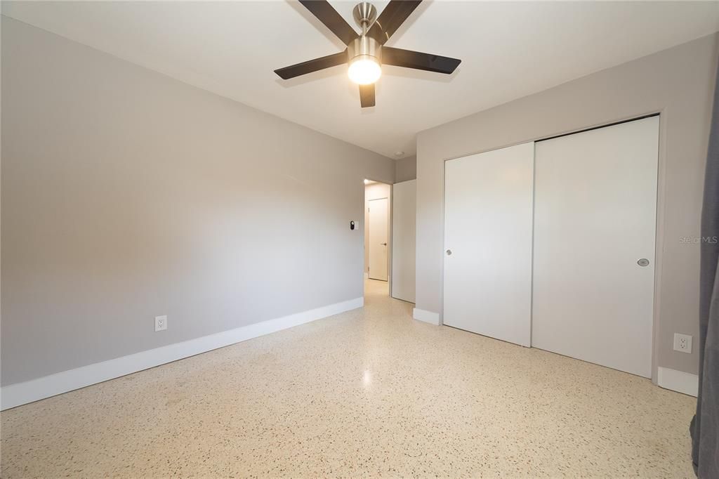 For Rent: $2,450 (2 beds, 2 baths, 800 Square Feet)