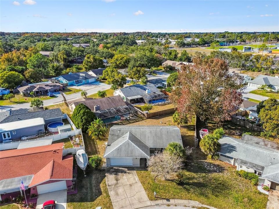 For Sale: $274,900 (2 beds, 2 baths, 1510 Square Feet)