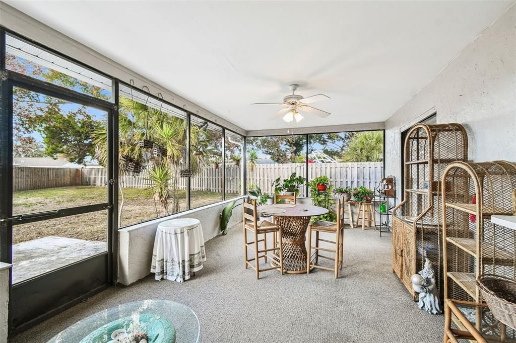 For Sale: $274,900 (2 beds, 2 baths, 1510 Square Feet)