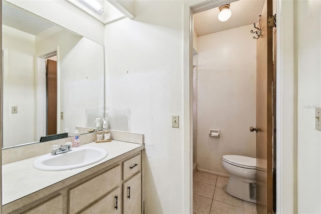 For Sale: $274,900 (2 beds, 2 baths, 1510 Square Feet)