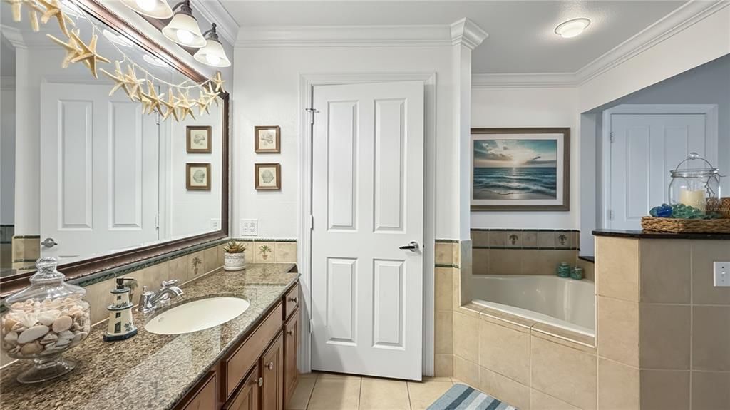 For Sale: $249,900 (3 beds, 2 baths, 1344 Square Feet)