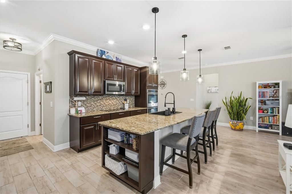 待售: $480,000 (3 贝兹, 2 浴室, 1970 平方英尺)