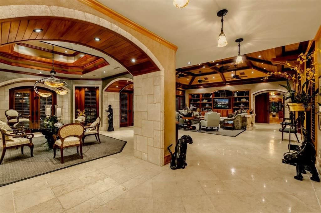 На продажу: $10,895,000 (5 спален, 6 ванн, 6417 Квадратных фут)