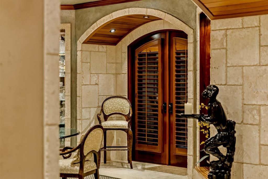 На продажу: $10,895,000 (5 спален, 6 ванн, 6417 Квадратных фут)