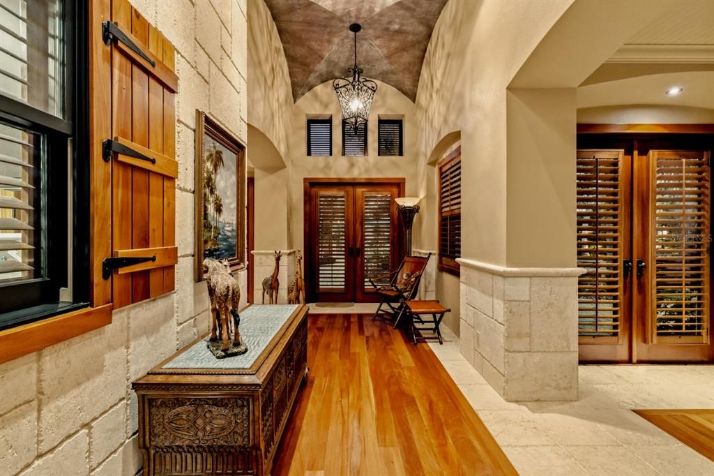 На продажу: $10,895,000 (5 спален, 6 ванн, 6417 Квадратных фут)