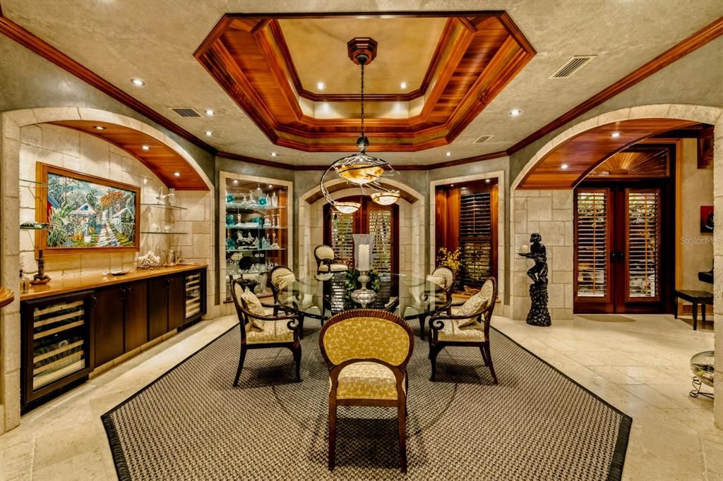 На продажу: $10,895,000 (5 спален, 6 ванн, 6417 Квадратных фут)