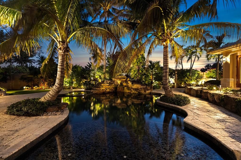 На продажу: $10,895,000 (5 спален, 6 ванн, 6417 Квадратных фут)