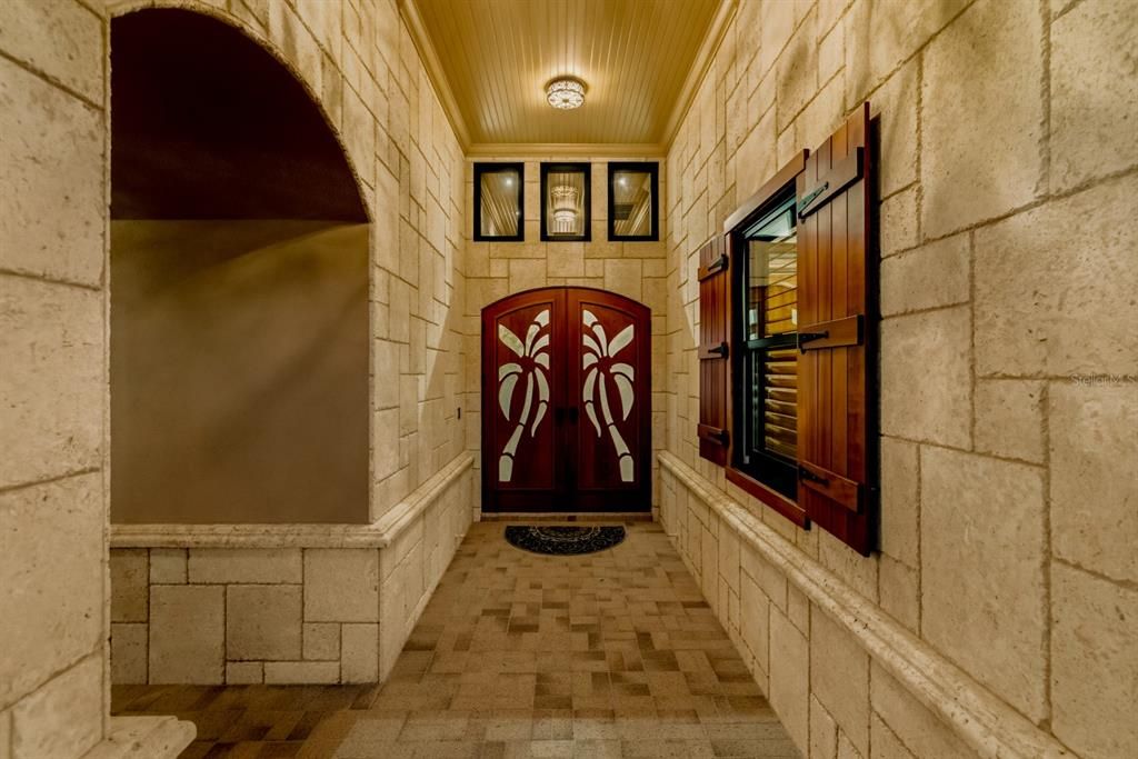 На продажу: $10,895,000 (5 спален, 6 ванн, 6417 Квадратных фут)