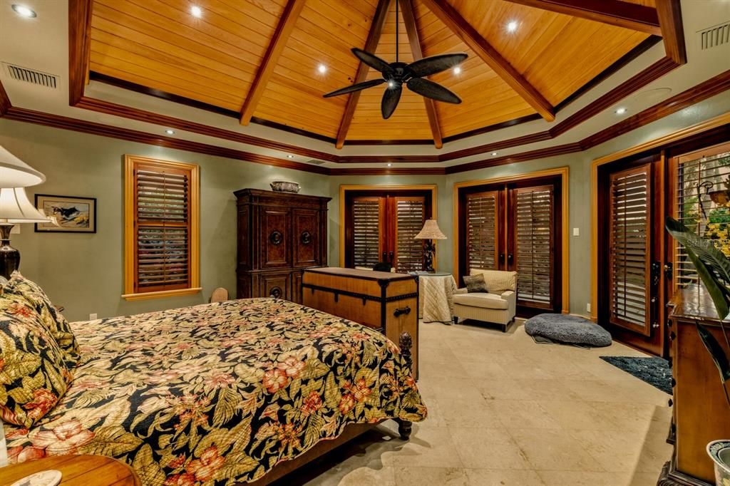 На продажу: $10,895,000 (5 спален, 6 ванн, 6417 Квадратных фут)