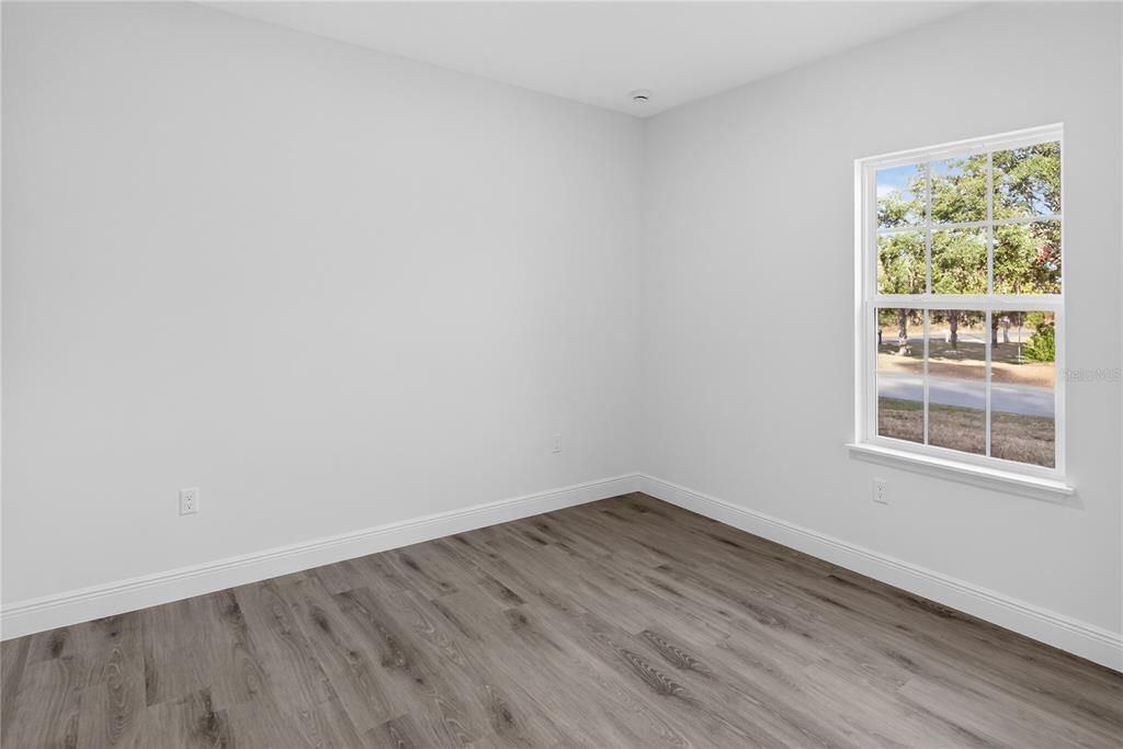 В аренду: $2,100 (4 спален, 2 ванн, 1774 Квадратных фут)