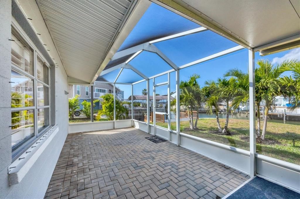 На продажу: $749,000 (2 спален, 2 ванн, 1338 Квадратных фут)