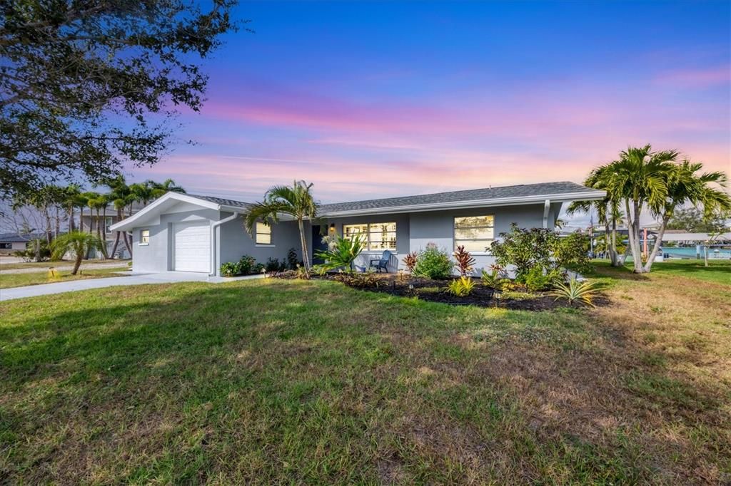 На продажу: $749,000 (2 спален, 2 ванн, 1338 Квадратных фут)