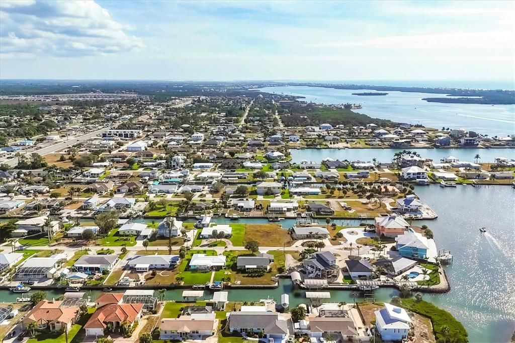 На продажу: $749,000 (2 спален, 2 ванн, 1338 Квадратных фут)