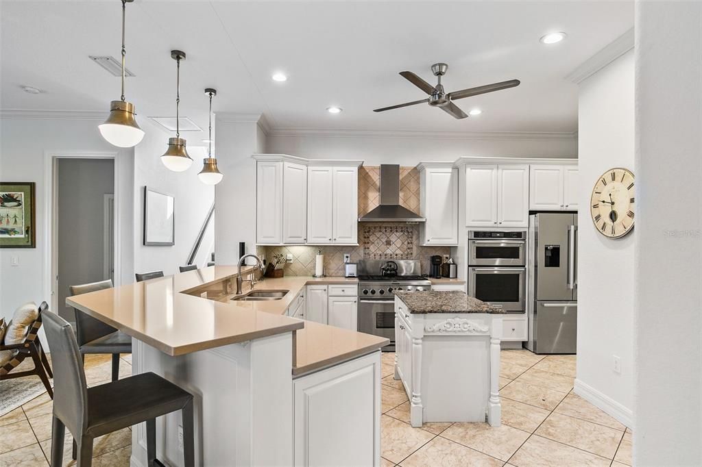 待售: $2,700,000 (5 贝兹, 4 浴室, 4287 平方英尺)