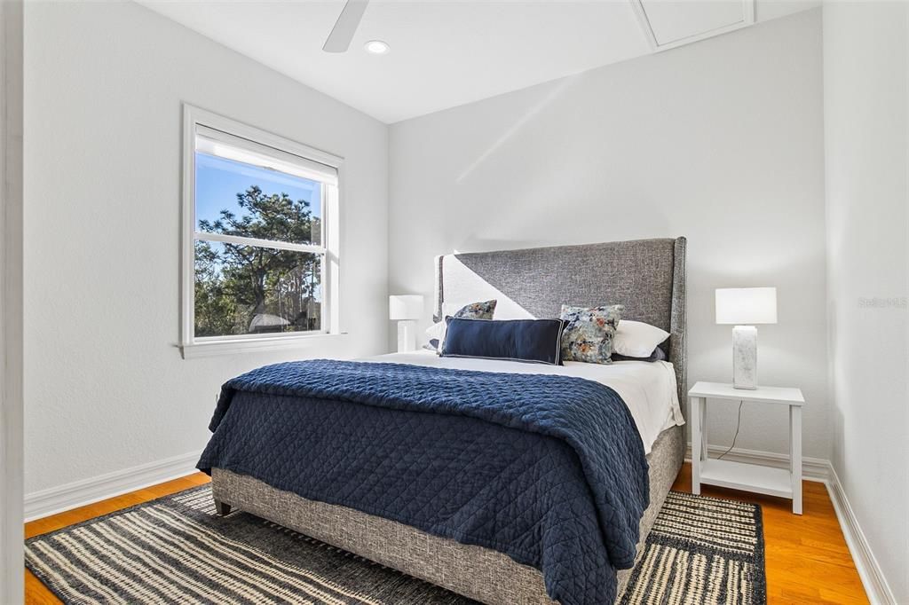 待售: $2,700,000 (5 贝兹, 4 浴室, 4287 平方英尺)