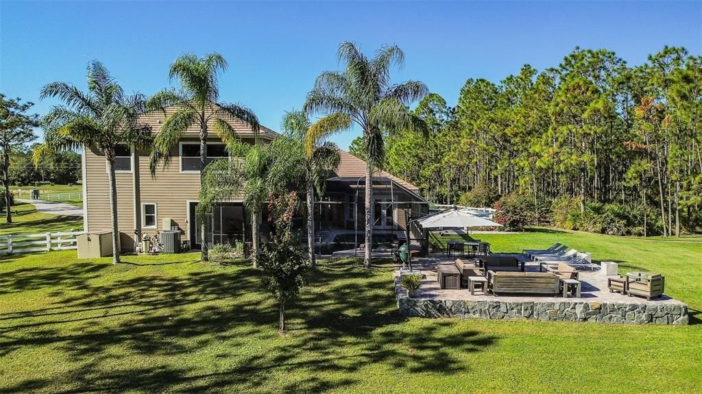 待售: $2,700,000 (5 贝兹, 4 浴室, 4287 平方英尺)