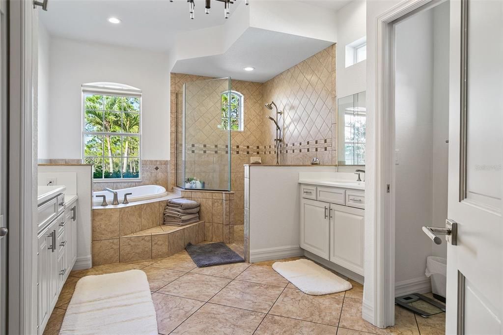 待售: $2,700,000 (5 贝兹, 4 浴室, 4287 平方英尺)