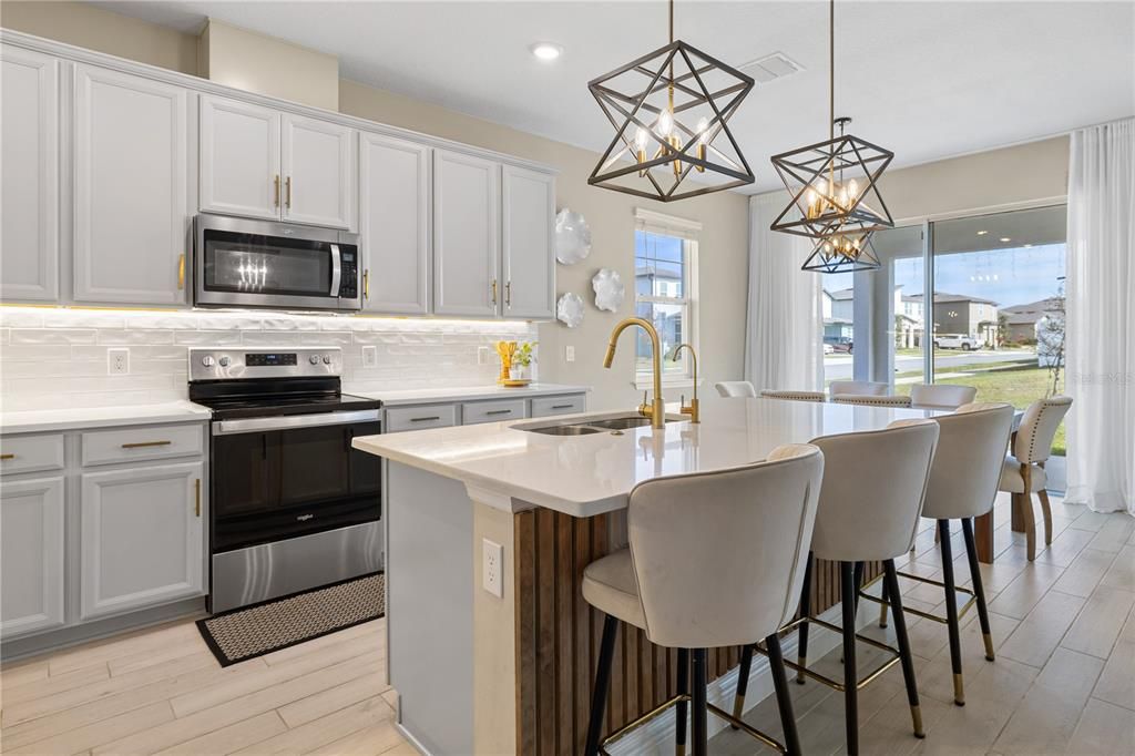 En Venta: $672,000 (5 camas, 4 baños, 3532 Pies cuadrados)